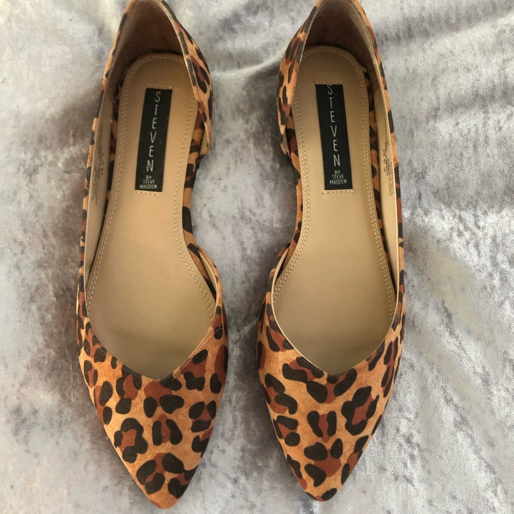 🚫SOLD🚫Steve Madden Flats